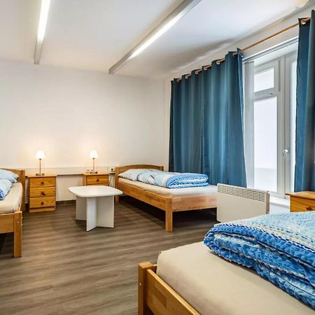 Nguyen Le 3 Schlafzimmer, 7 Bette,Dusche, 2 Wc , Kueche Ab 2 Uebernachtungen Neukirch  المظهر الخارجي الصورة