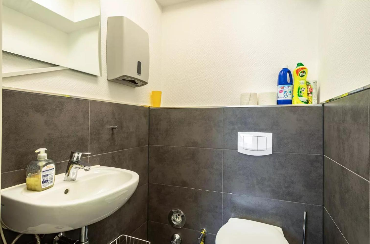 Nguyen Le 3 Schlafzimmer, 7 Bette,Dusche, 2 Wc , Kueche Ab 2 Uebernachtungen Neukirch  المظهر الخارجي الصورة
